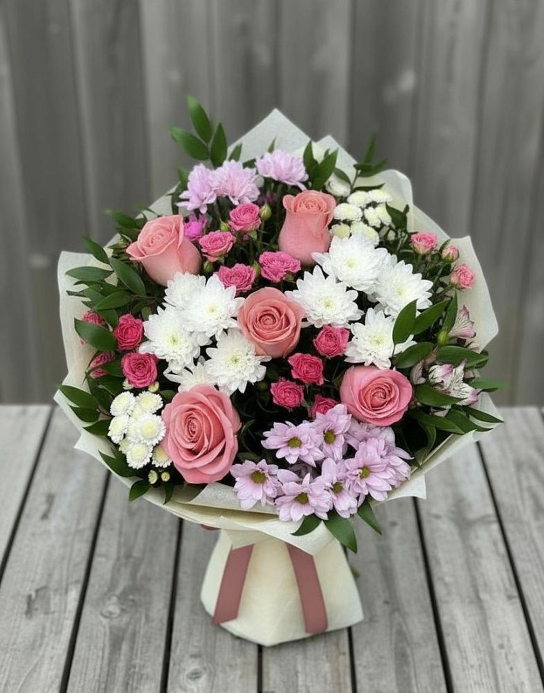 Букет цветов из: Альстромерии, Гвоздики, Розы и Хризантемы в Аржановской