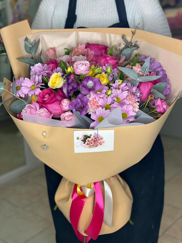 Букет цветов из: Хризантемы, Гвоздики и Альстромерии в Аржановской