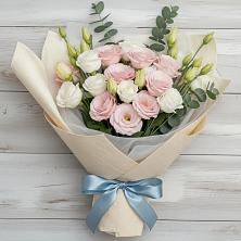 Букет цветов из:  Лизиантусы в Аржановской