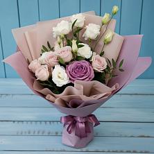 Букет цветов из:  Розы и Лизиантусы в Аржановской