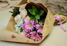 Букет цветов из:  Розы и Хризантемы #REPLACE_PRED# Аржановской