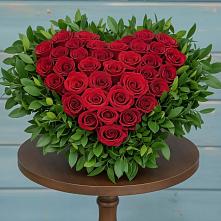 Цветочная композиция из Розы в виде сердца в Аржановской