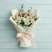 Букет цветов из:  Альстромерии в Аржановской