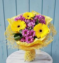 Букет цветов из:  Хризантемы и Герберы в Аржановской