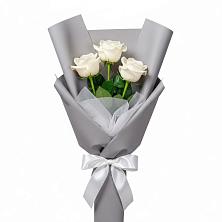 Букет 3 белые розы в Аржановской