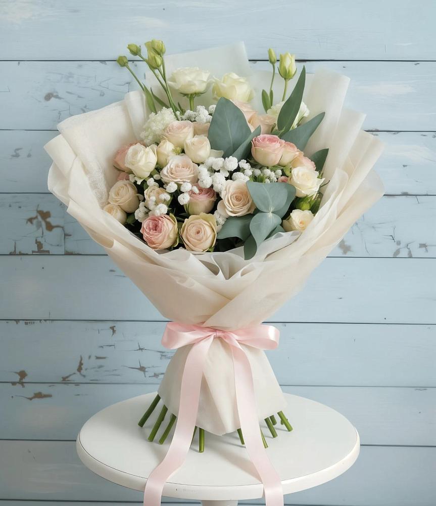 Букет цветов из: Розы и Лизиантусы в Аржановской