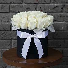 Цветочная композиция из Розы в шляпной коробке в Аржановской